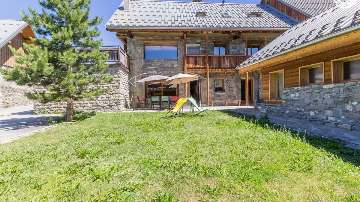 Albiez-le-Vieux House | LA Ferme DU Soleil - Duplex