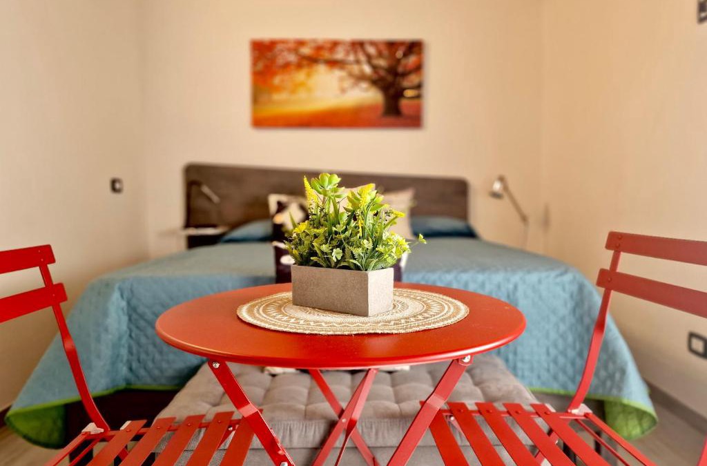 L'Aquila Apartment | La finestra sul cortile by TraMonti Apartments
