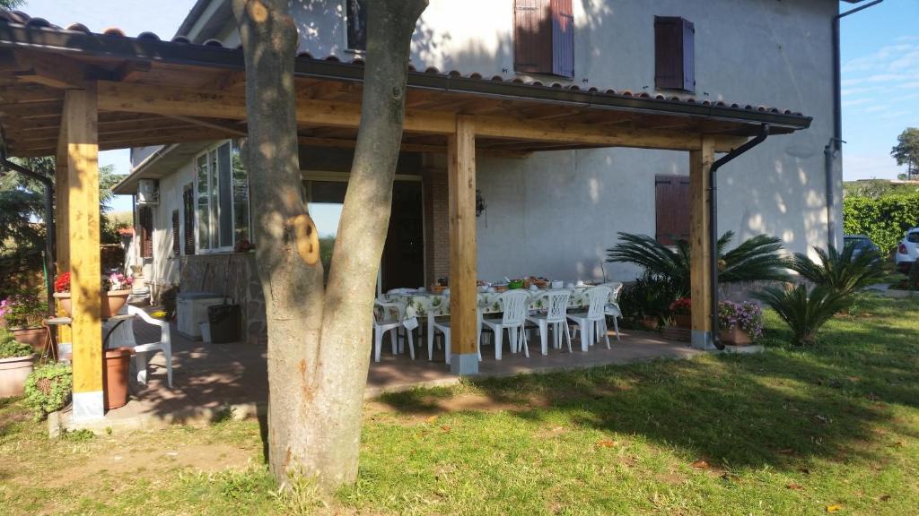 Pomezia Bed & Breakfast | La Finestra Sul Cortile