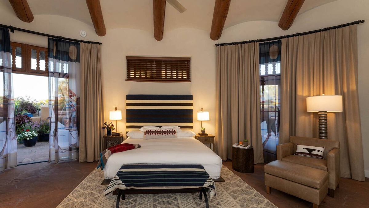 Downtown Santa Fe Hotel | La Fonda on the Plaza