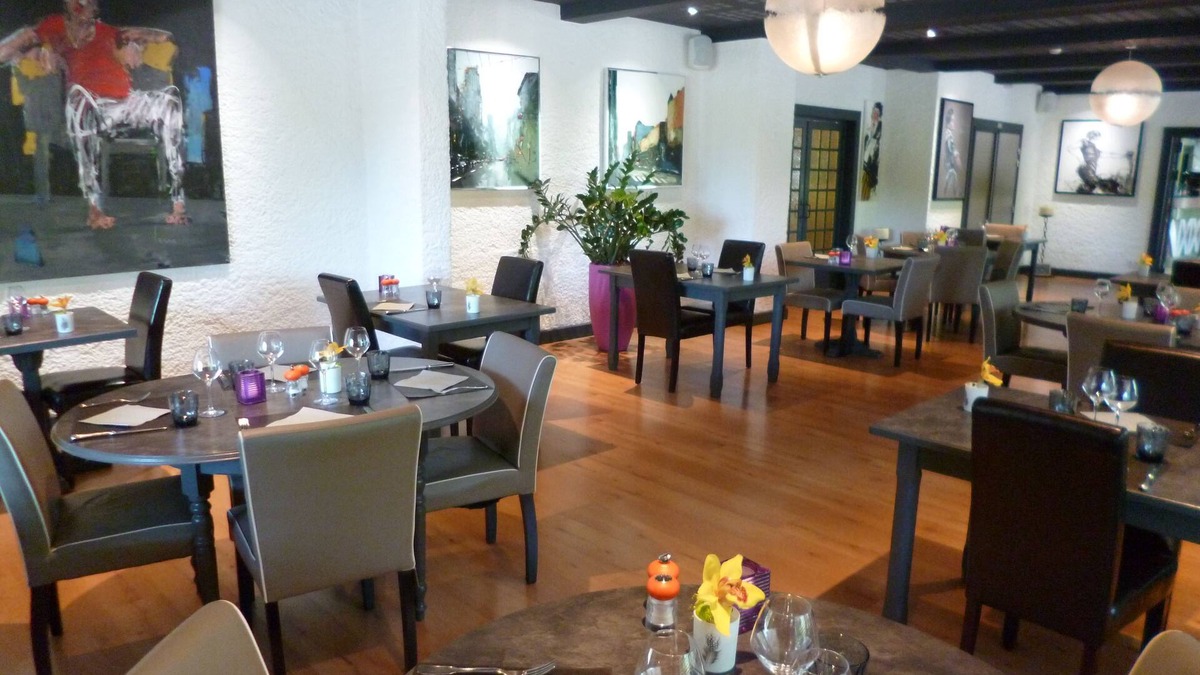 Mantry Hotel | La Fontaine