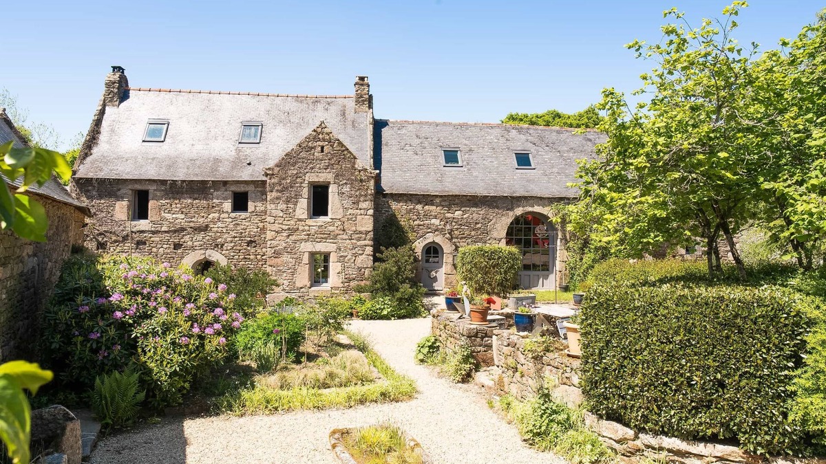 Plougonven House | La Grange de Coatelan