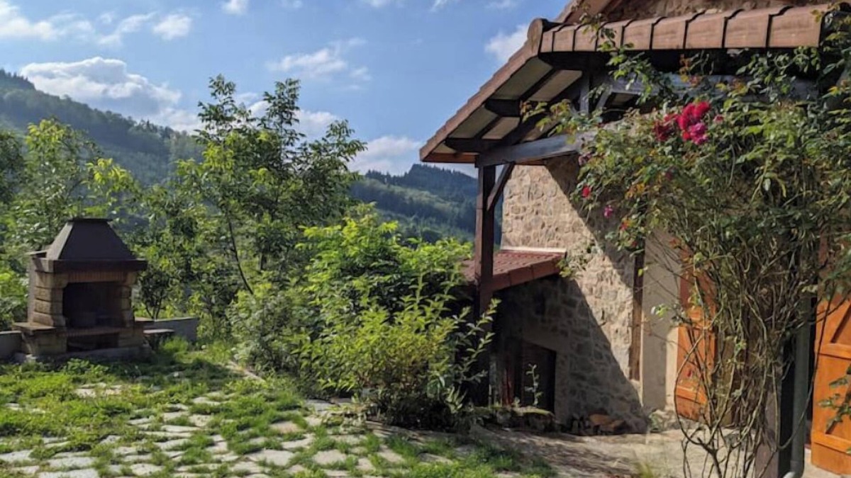 Escoutoux House | La Grange, self-catering cottage in the heart of greenery (9/11 pers)