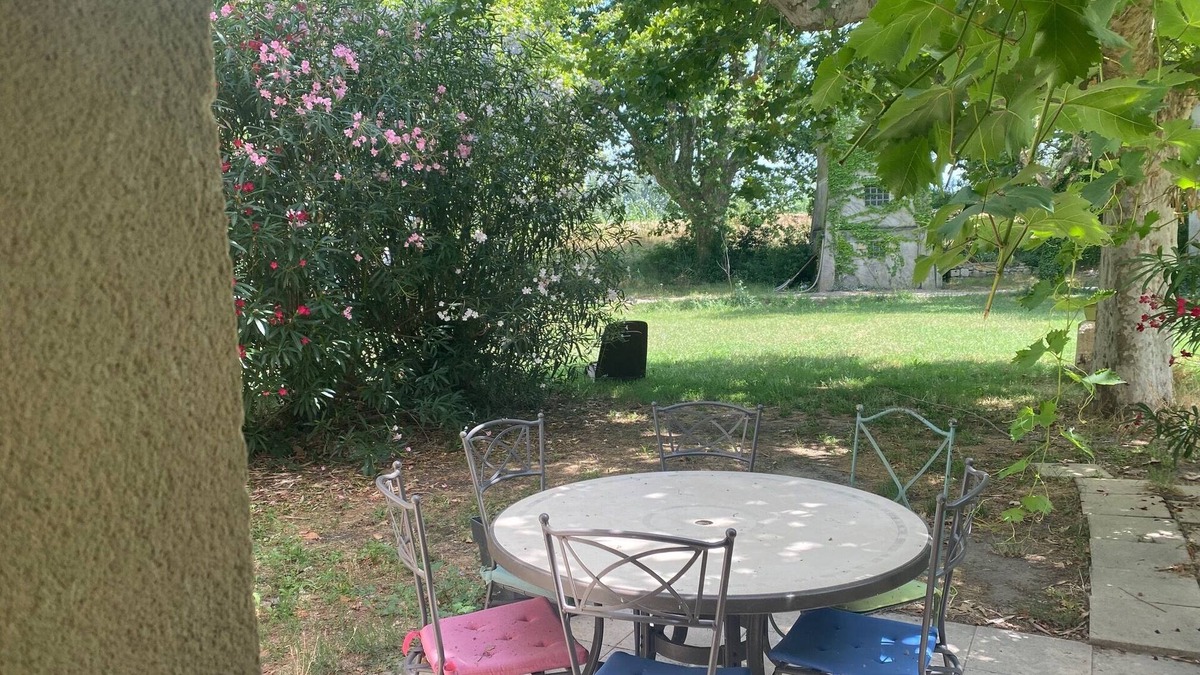 Arles Other | La Grupi, charming gite in beautiful surroundings