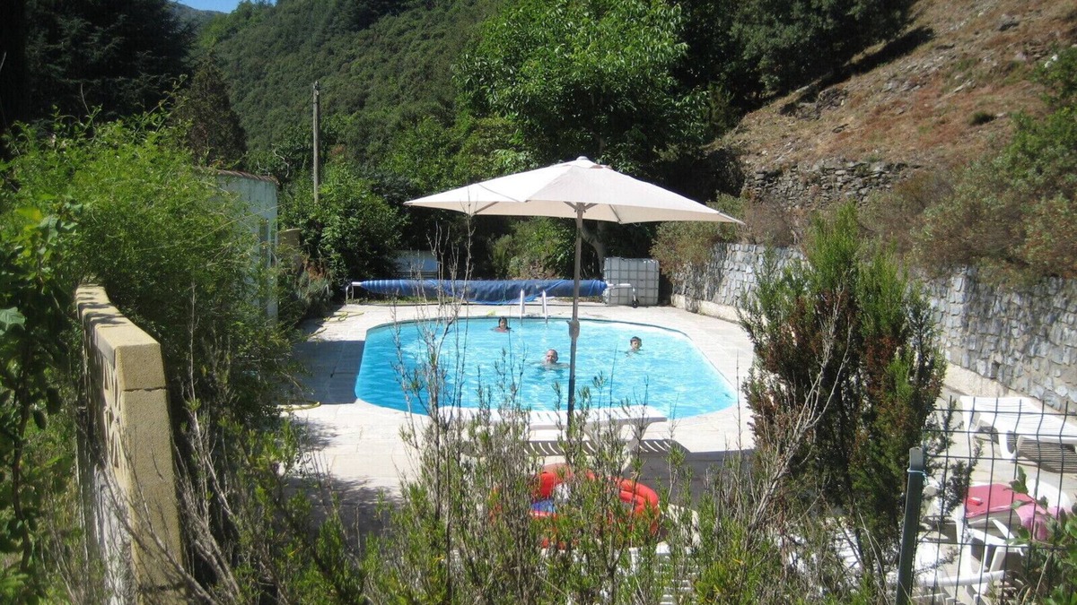Cabrespine House | La Hollandaise, House with swimming pool, not overlooked