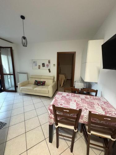 Rozzano Apartment | la iaia's home
