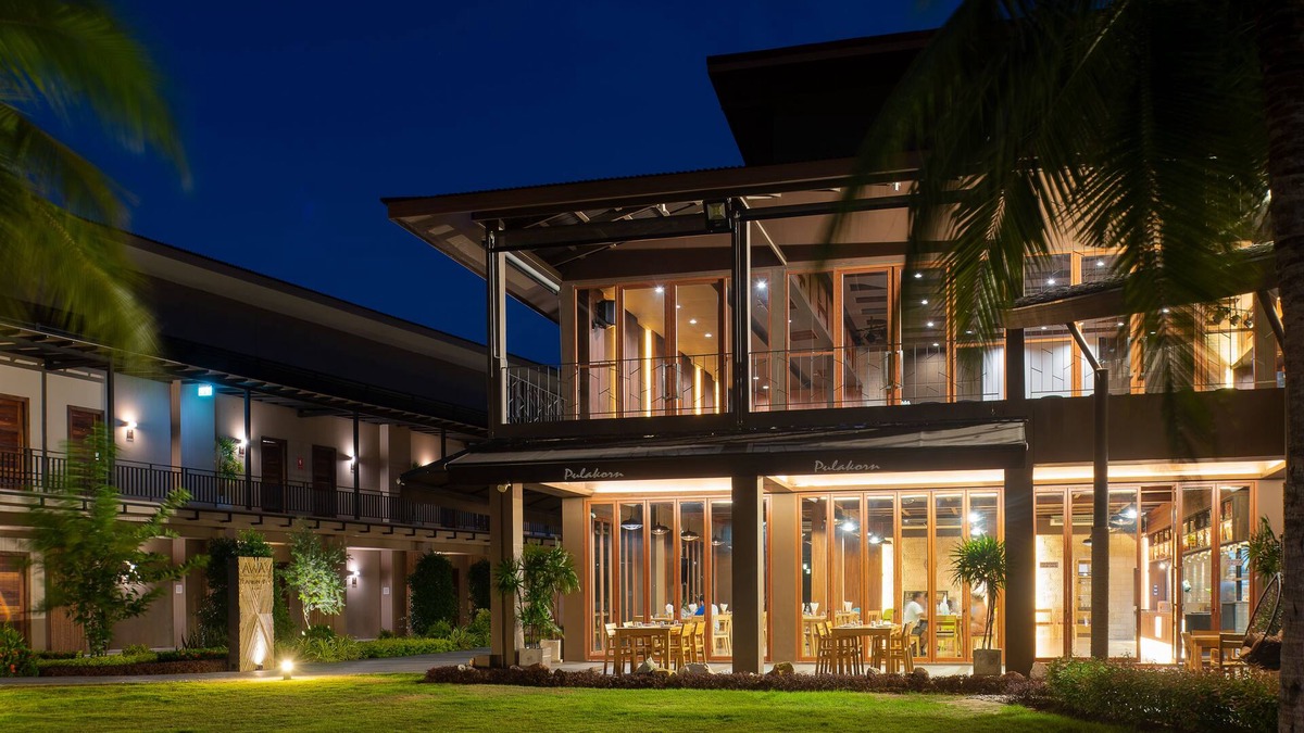 Sam Roi Yot Hotel | La Isla Pranburi Beach Resort