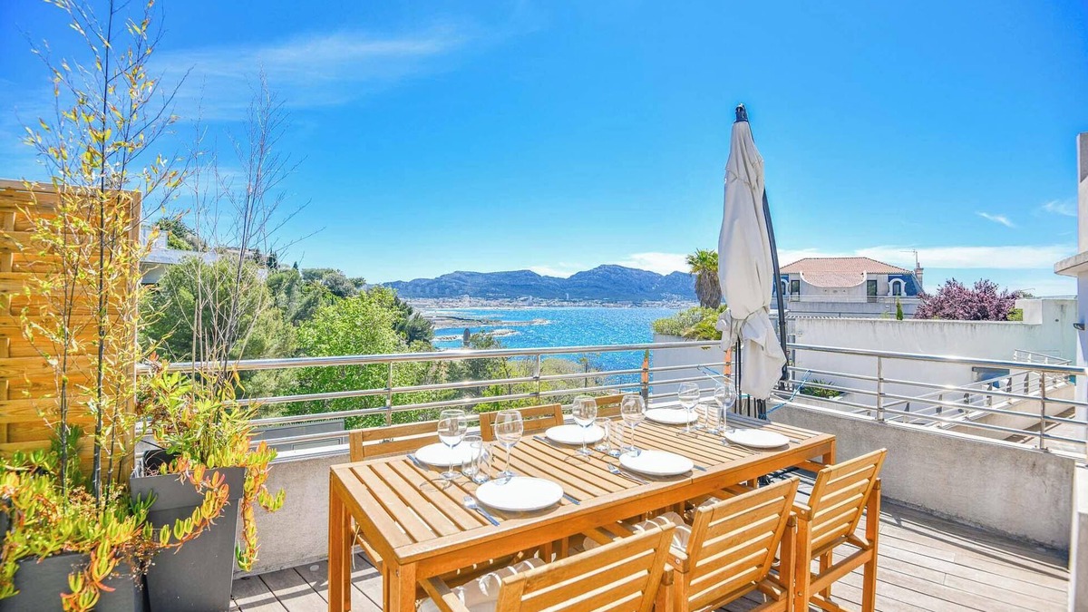 Roucas-Blanc Villa | La Kennedy - Villa vue mer avec piscine et parking