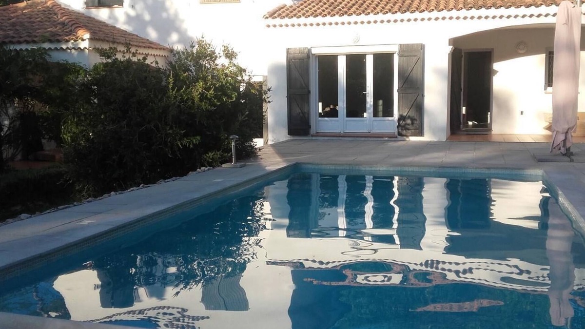 Le Luc Bed & Breakfast | La Lavande Bleue