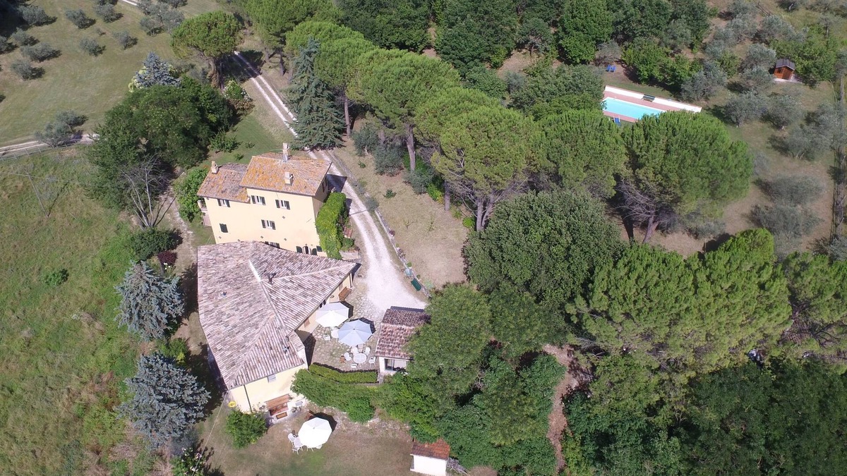 Spoleto House | La Licina Ginestra, la tua casa in campagna