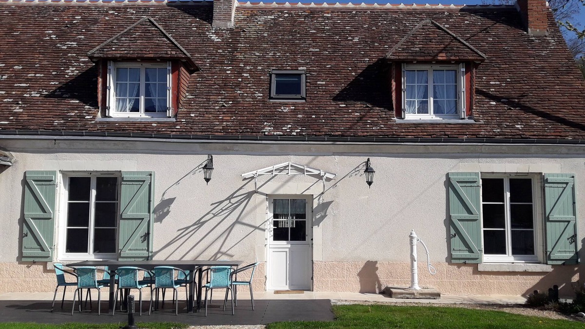 Dierre House | La Longère du Lavoir*, family home in Touraine