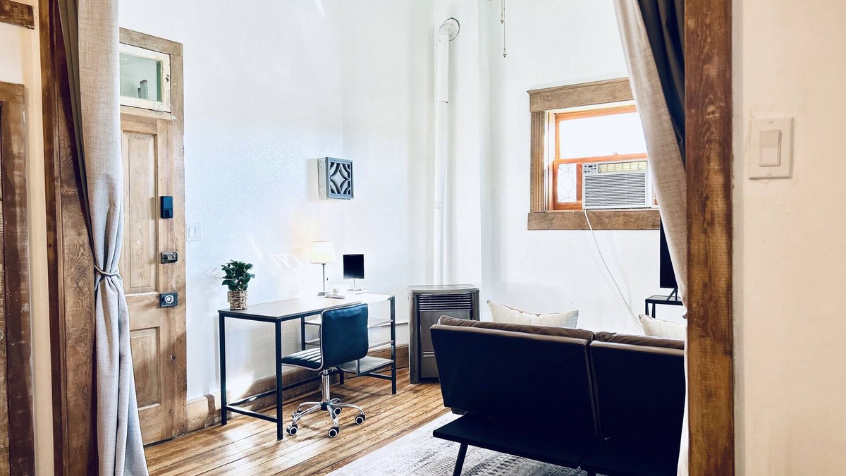 Farmington Apartment | La Luna, Charming Historic Apartments with Modern Upgrades, Downtown Farmington