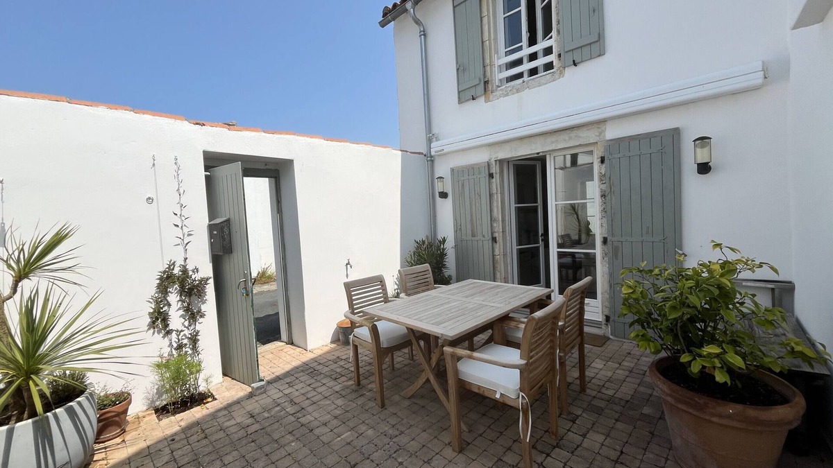 Saint-Clement-des-Baleines House | La Maison de la Forge for 4 people