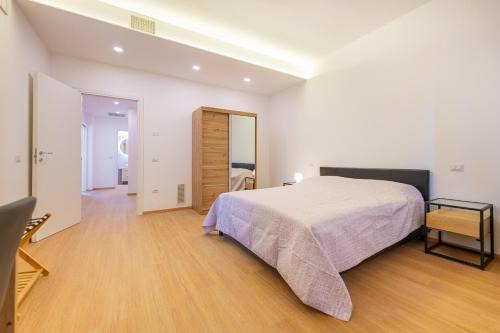 Bussolengo Apartment | La Magnolia Suite Apartments - Garda Lake