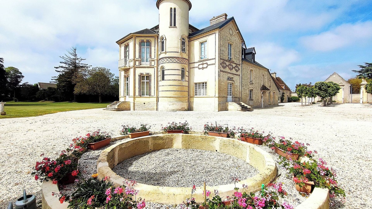 Hermanville-sur-Mer Villa | La Maison Basse - Villa Napoléon 3