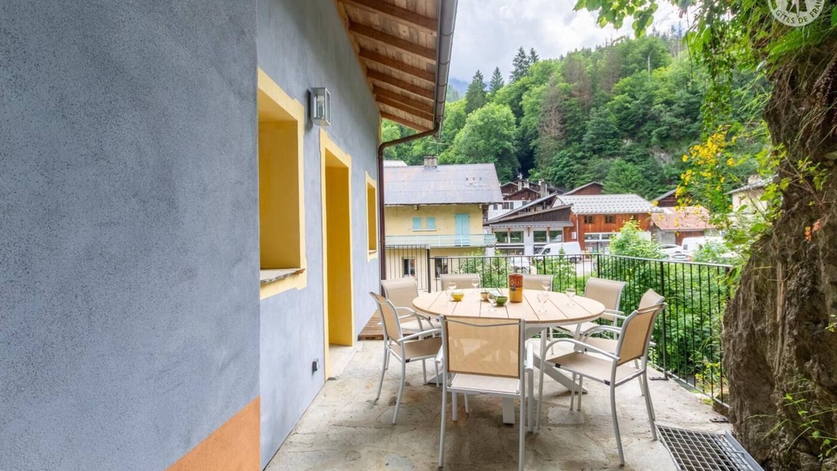 Beaufort House | LA MAISON BLEUE - BEAUFORT
