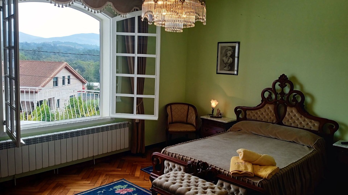 Ponteareas House | La Maison D'abellera, Disfruta de un Ambiente Familiar, una Casa Gran Casa