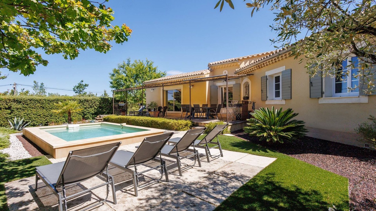 Rousset-les-Vignes House | La Maison de Mathis - Maison avec piscine privée