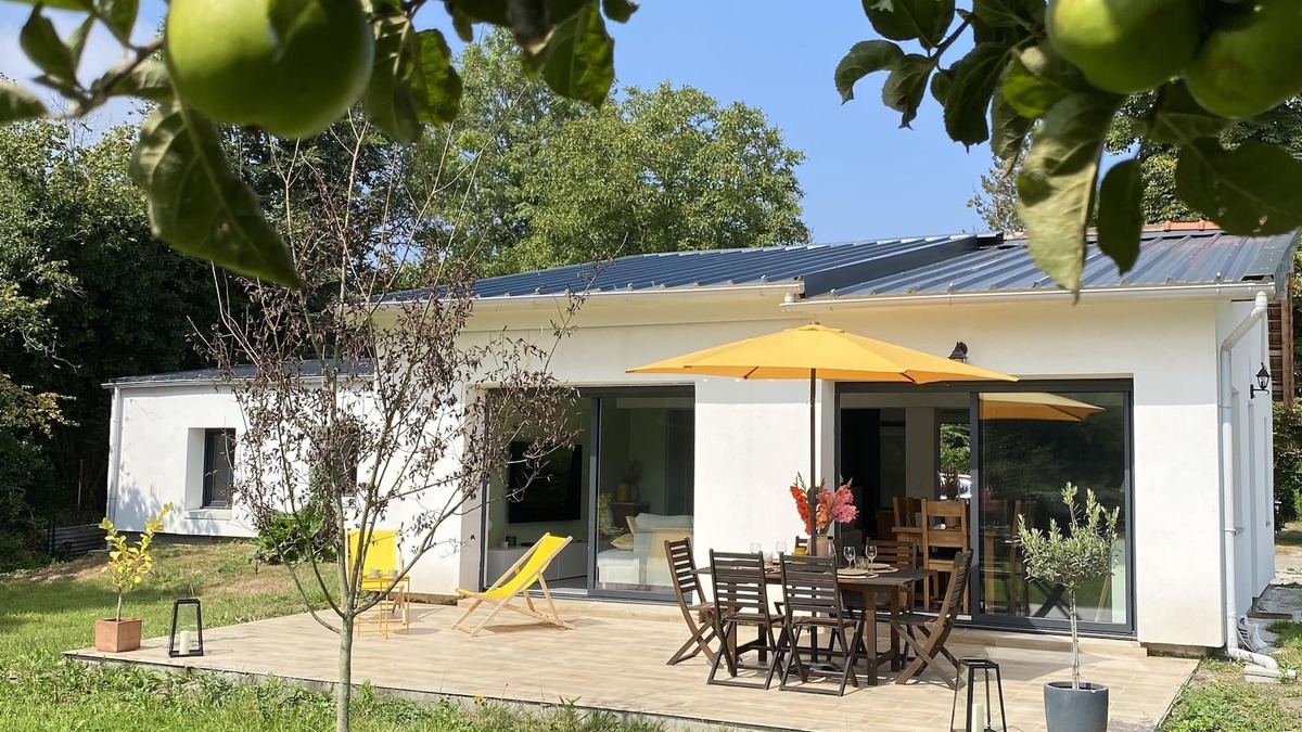 Hautot-sur-Mer House | La Maison des Vacances, a stone's throw from the sea.