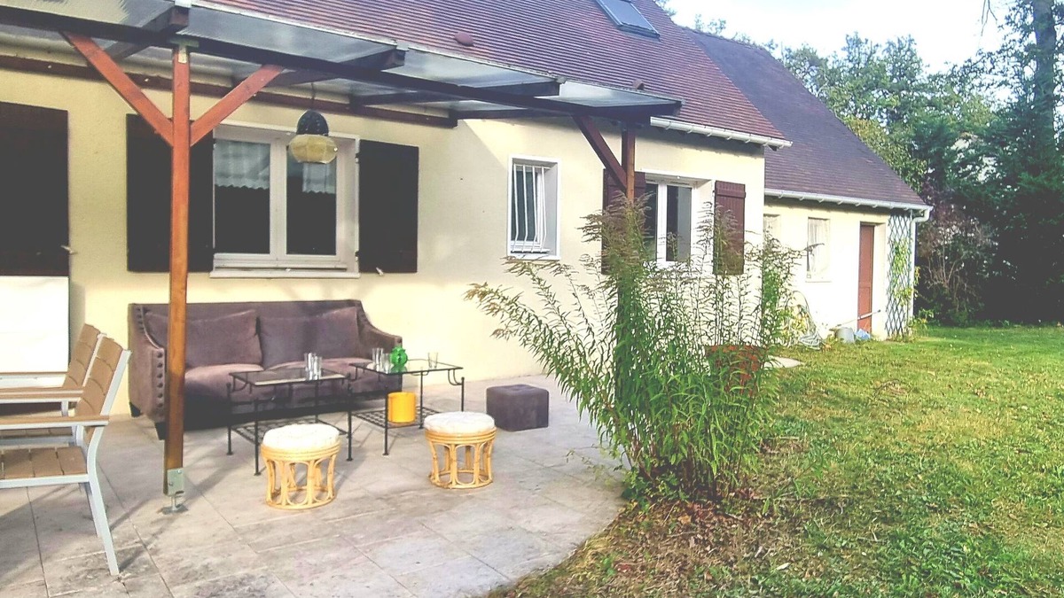 Le Vaudoue House | La Maison du Diplo: forest, trails and climbing