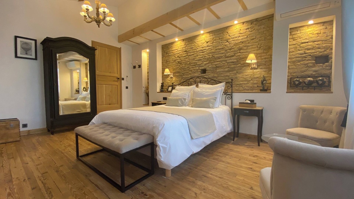 Labarthe-sur-Leze Bed & Breakfast | La Maison du Poëlon