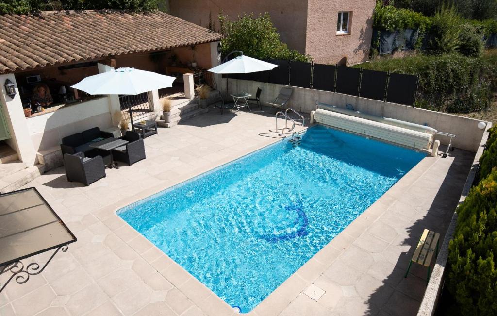 Revest-les-Roches House | la maison du Vial