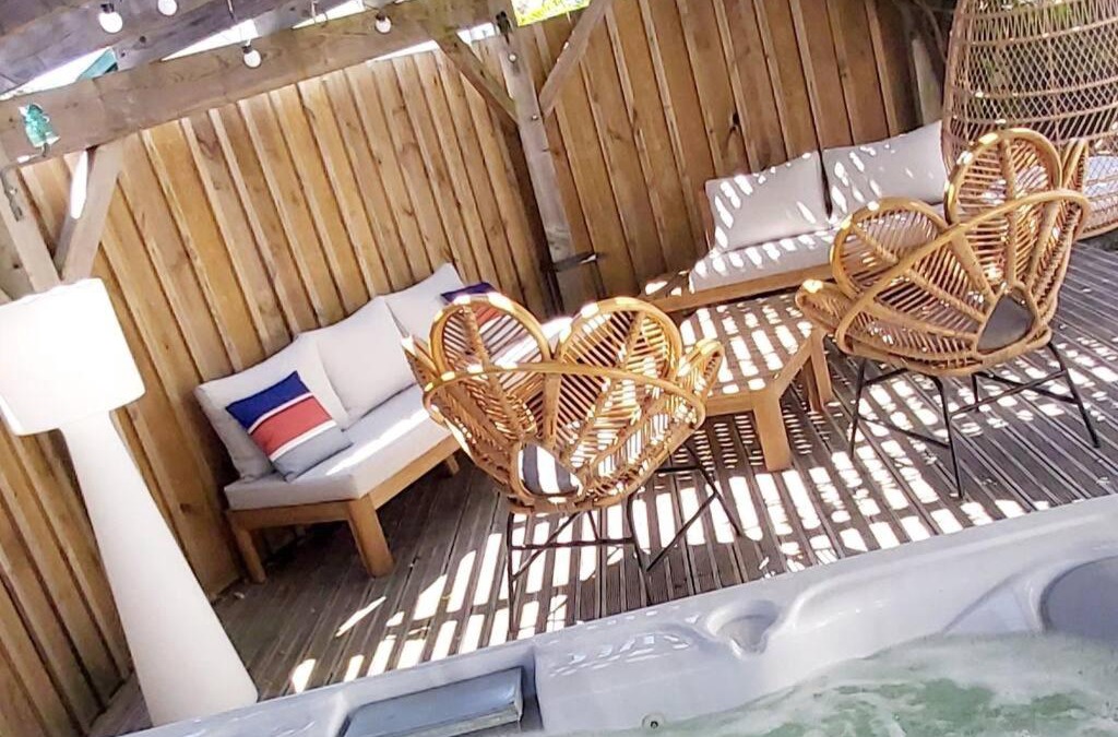 Gujan-Mestras Villa | La Maison Tchanquée jusqu'à 12 personnes Jacuzzi privé