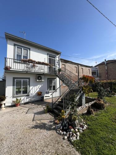 Berra Bed & Breakfast | La Mandragola Garden