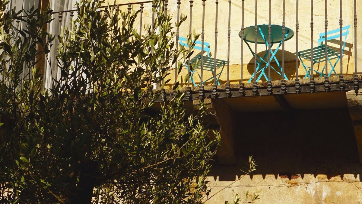La Tour-Sur-Orb Villa | La Mirande Villa on the river Orb Vineyards Perfect for Weddings