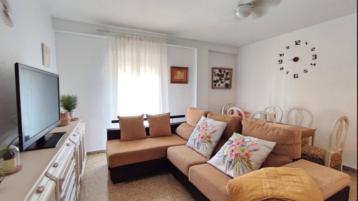 Cerro de la Golondrina-Salesianos Apartment | La Muralla de San Lorenzo Apartment