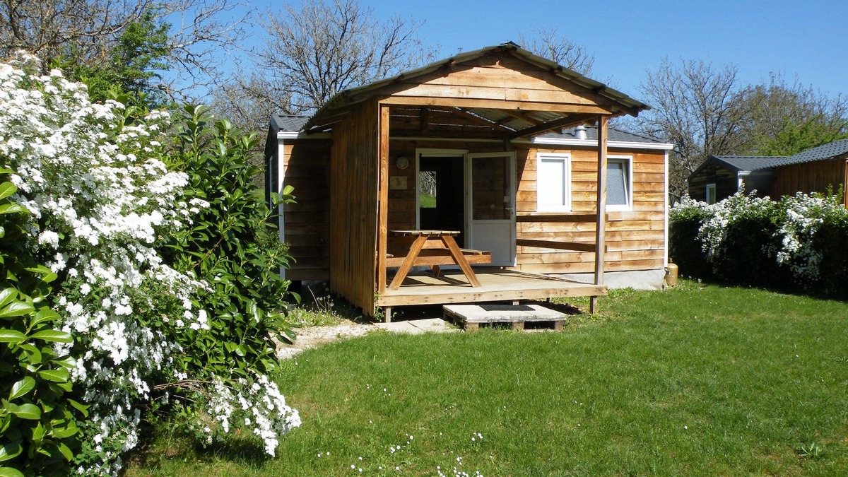 Le Buisson-de-Cadouin House | La Noix de Pécan'y - Mobil home Look Chalet "Le Herisson" -