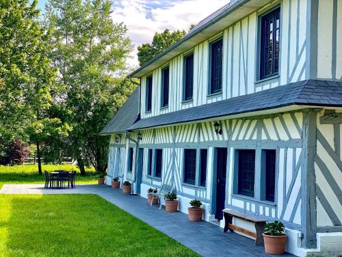 Saint-Symphorien Villa | La Normande - Piscine chauffée