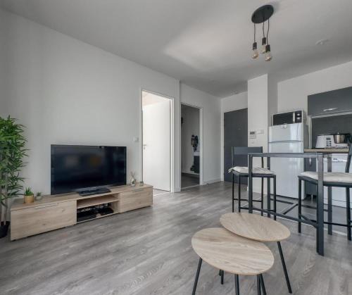 Royallieu Village Apartment | La Parenthèse