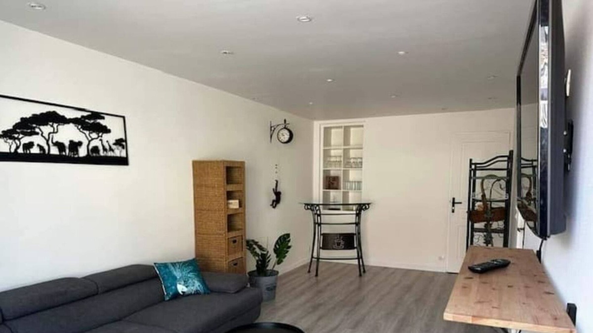 Saint-Romain-sur-Cher House | La Pause Romanaise