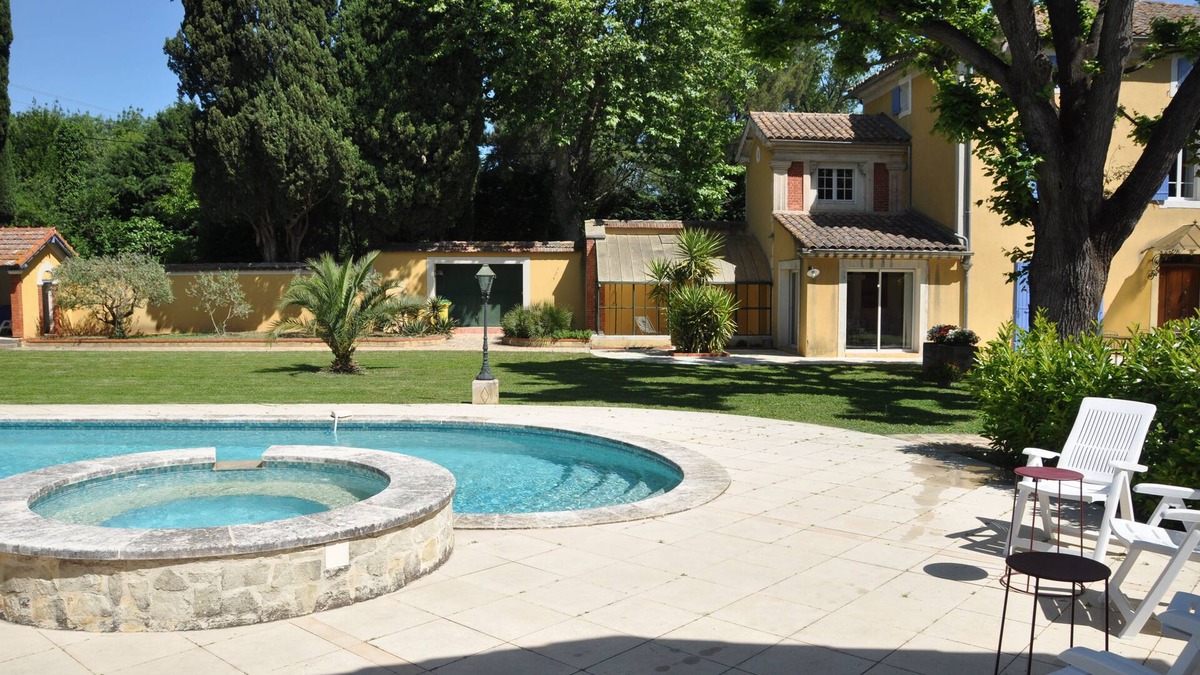 Entraigues-sur-la-Sorgue Other | La Petite Bastide de Trévouse