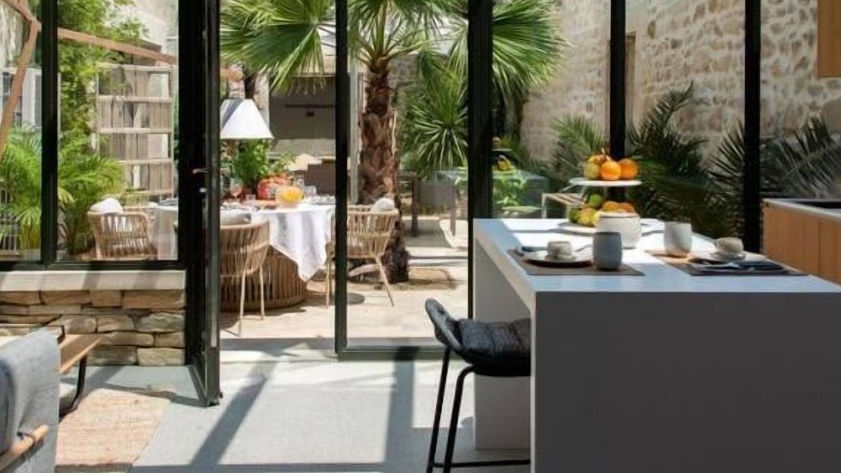 Paradou Villa | La Perle d'Or Summary