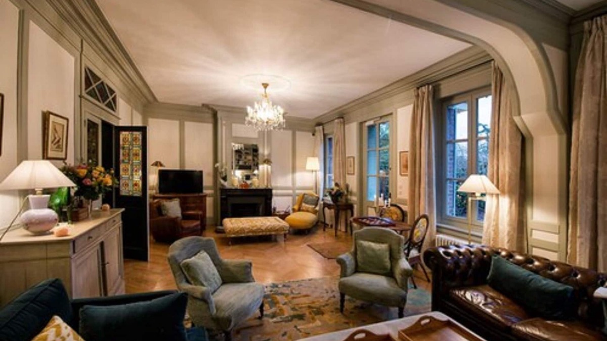 Honfleur Apartment | La Petite Folie