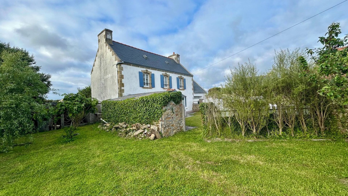 Cleden-Cap-Sizun House | La Petite Maison du CAPnAuthentic CAP house located near the ocean