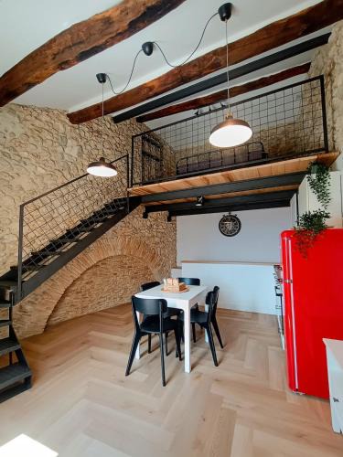 Veroli House | La Piazzetta Panoramic Apartment