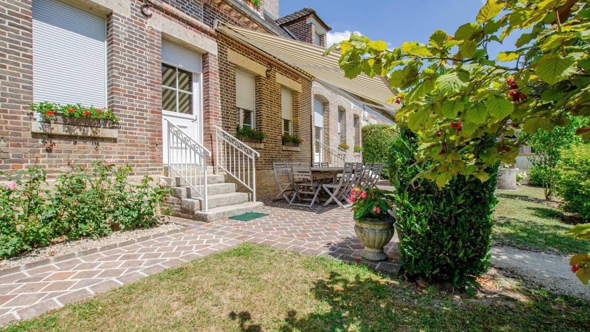 Chennegy House | La Pointe - CHENNEGY