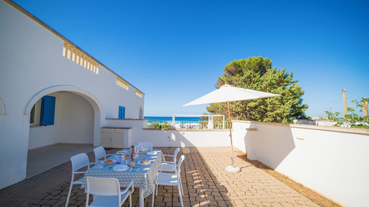 Marina di Pescoluse Apartment | La Primula Apartment 3 Sea View, Salve, Italy