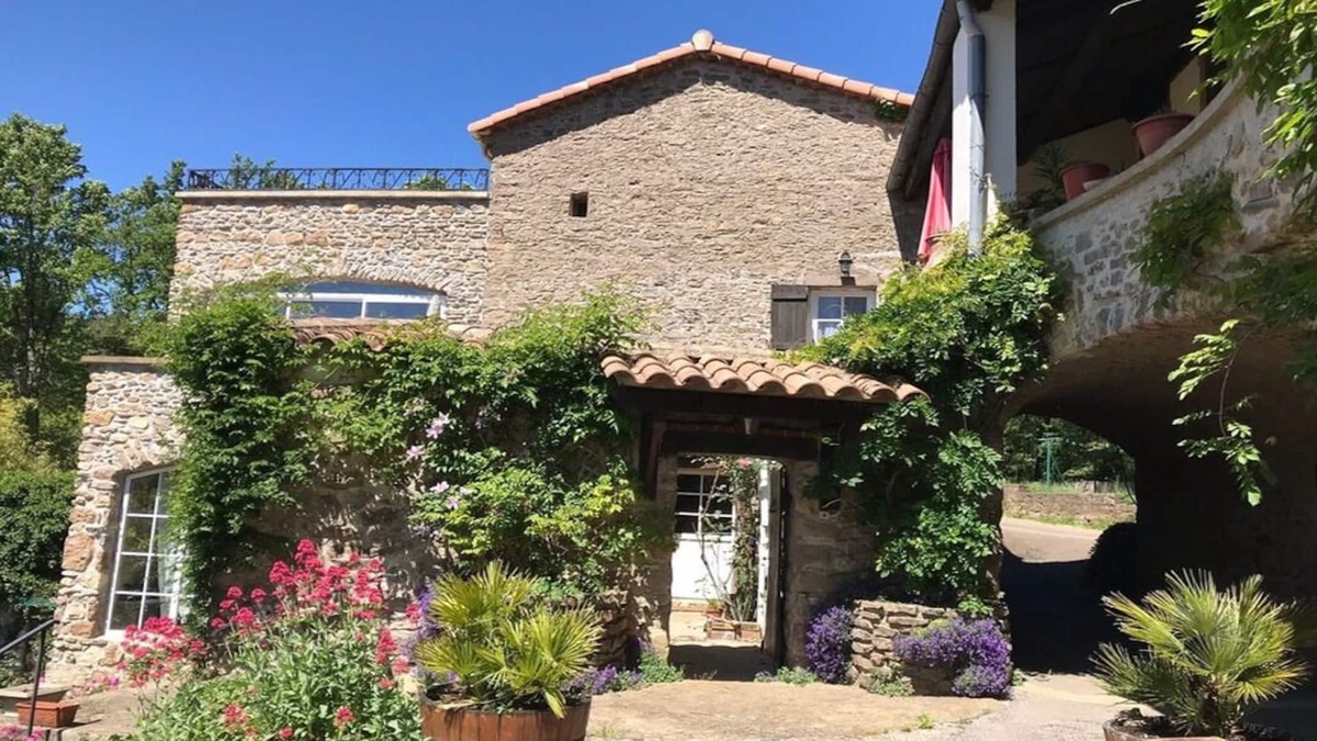 Molieres-sur-Ceze Apartment | La Provençale - in former vineyard, nature park, family-friendly - apartment 3
