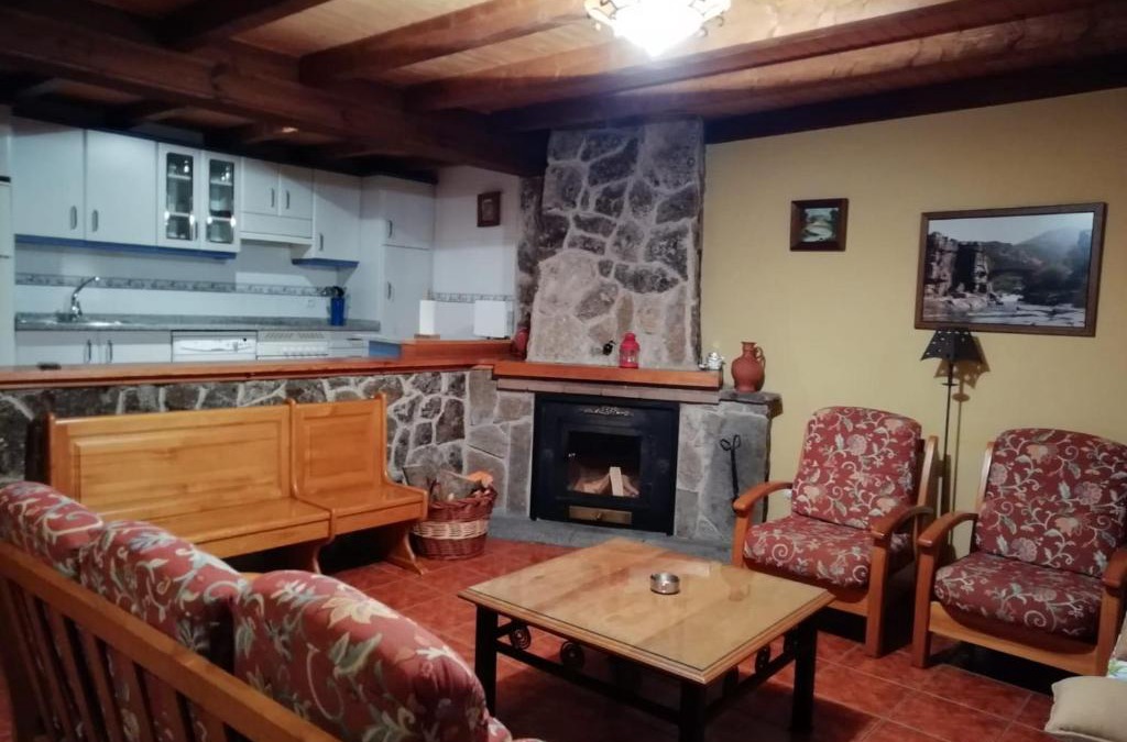 Hoyos del Espino House | La Puente 10 de Gredos