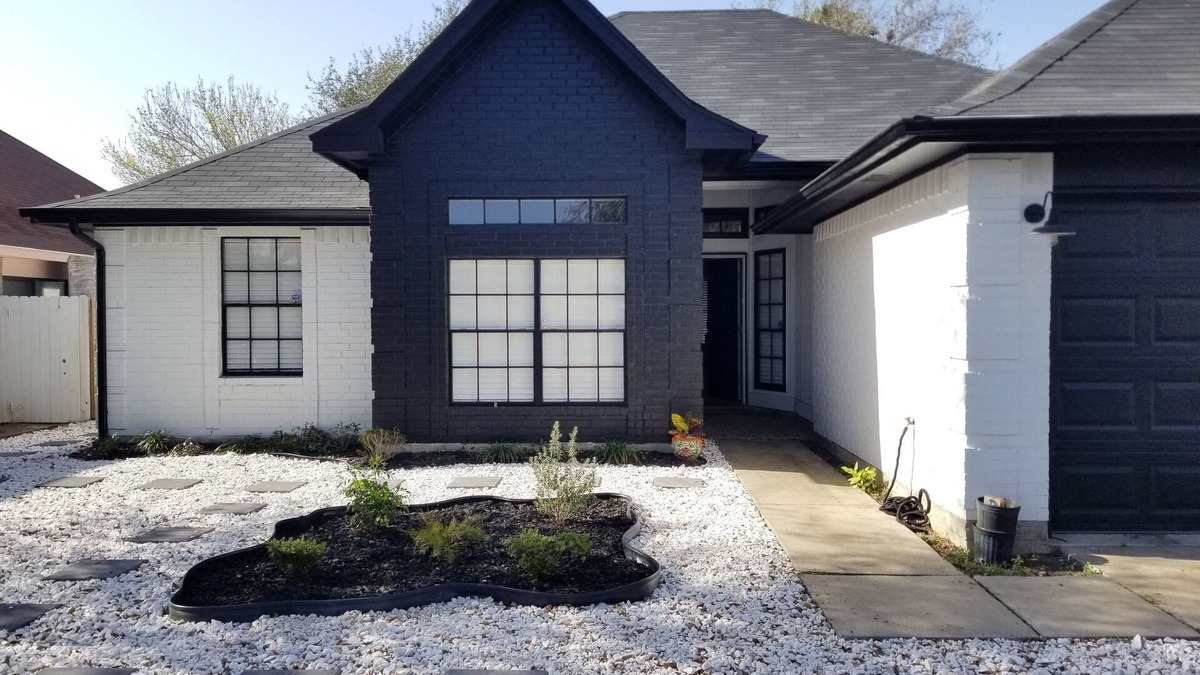 Mission House | π La Puerta Azul - Beautiful home in Mission, TX π