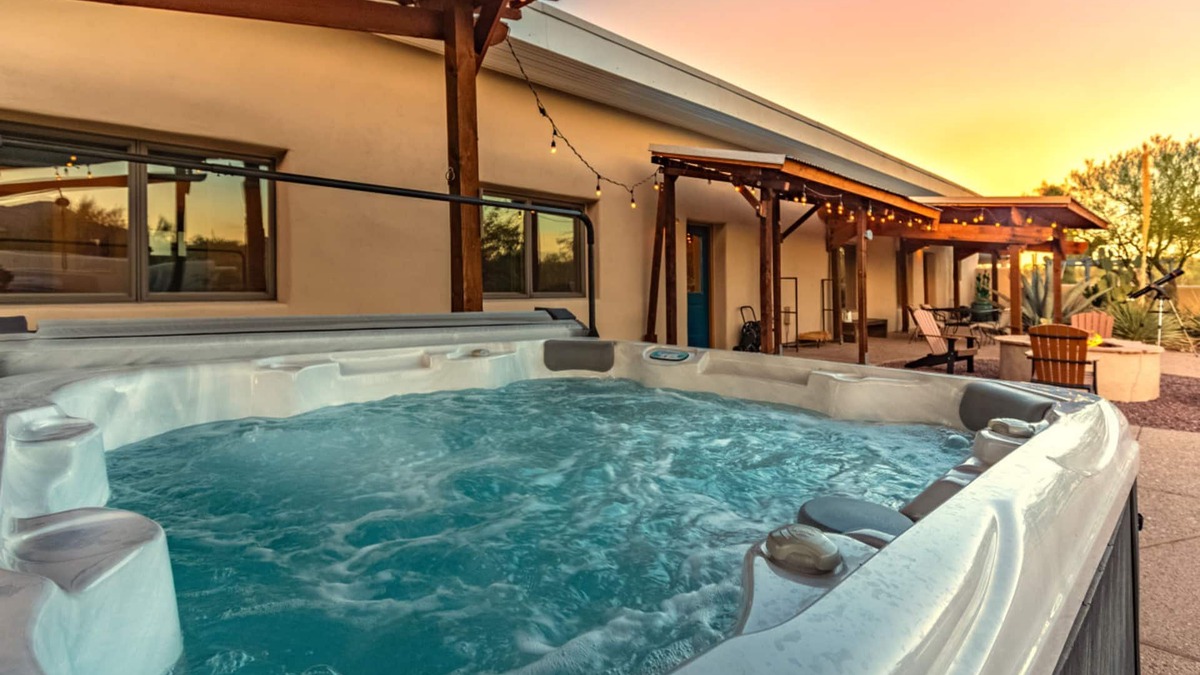 Tucson House | La Puerta Azul - Stunning Desert Retreat Pool Spa