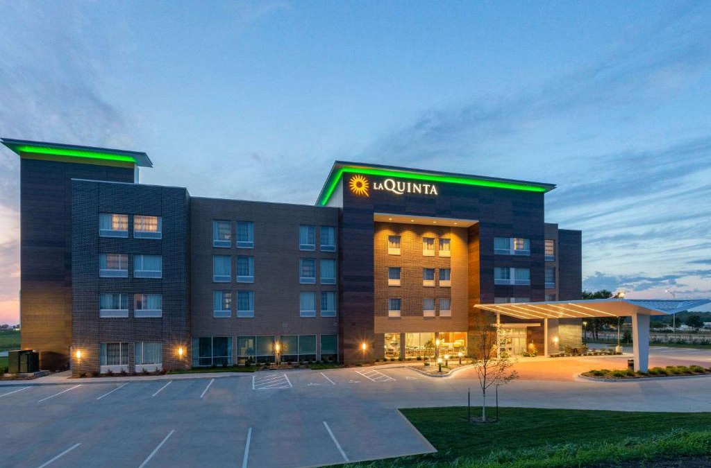 Altoona Hotel | La Quinta by Wyndham Altoona Des Moines