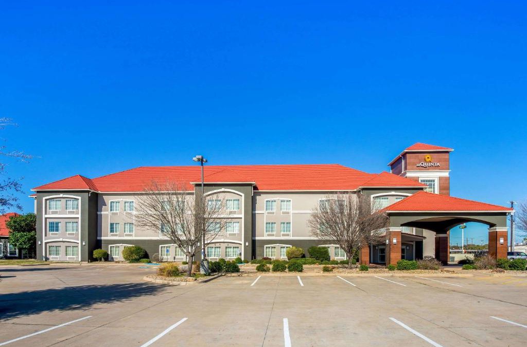 Eastland Hotel | La Quinta by Wyndham Eastland