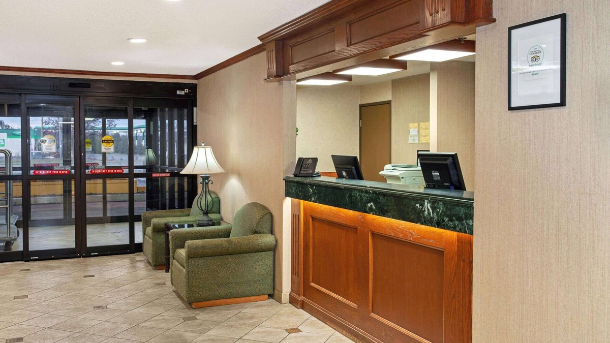 Stevens Point Hotel | La Quinta Inn & Suites by Wyndham Stevens Point