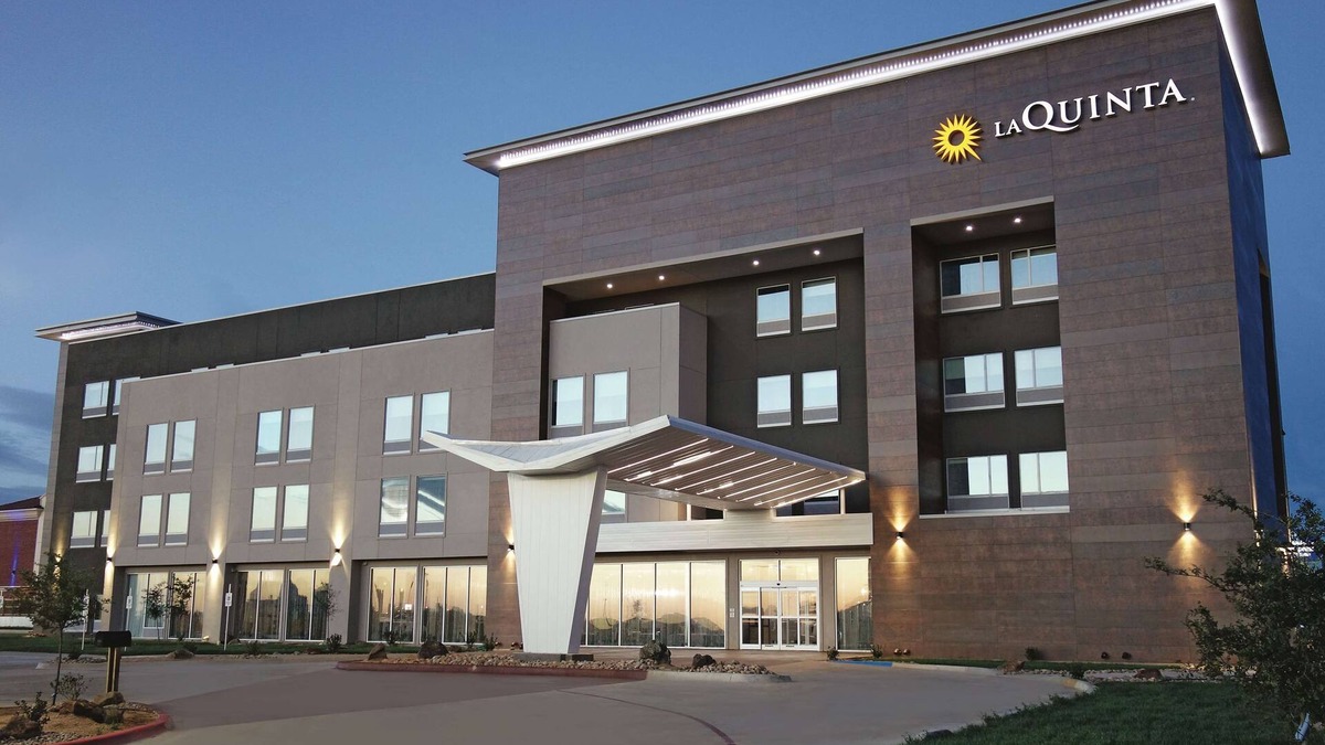 Amarillo Hotel | La Quinta Inn & Suites by Wyndham Amarillo Airport