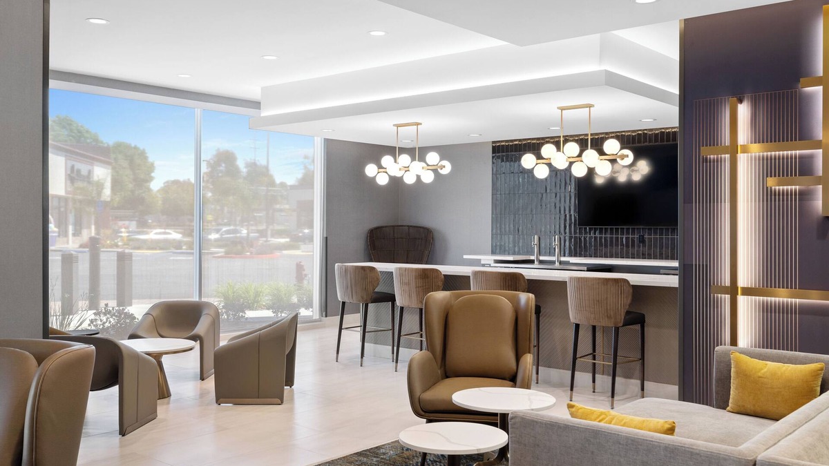 La Habra Hotel | La Quinta Inn & Suites by Wyndham La Habra